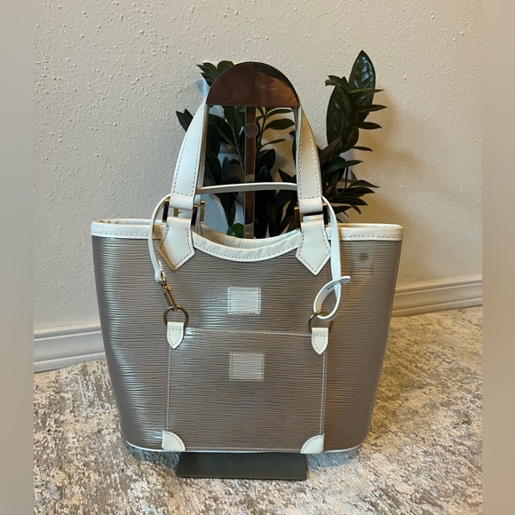 🌹RARE LOUIS VUITTON Epi Plage Mini Lagoon Bay Tote
Bag White Clear - Picture 12 of 14